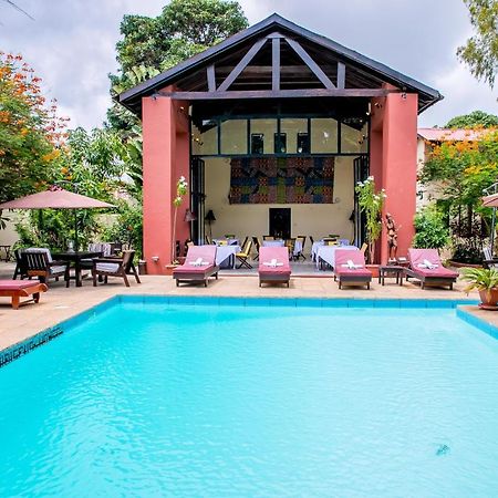 מלון Brufut Hibiscus House Gambia מראה חיצוני תמונה
