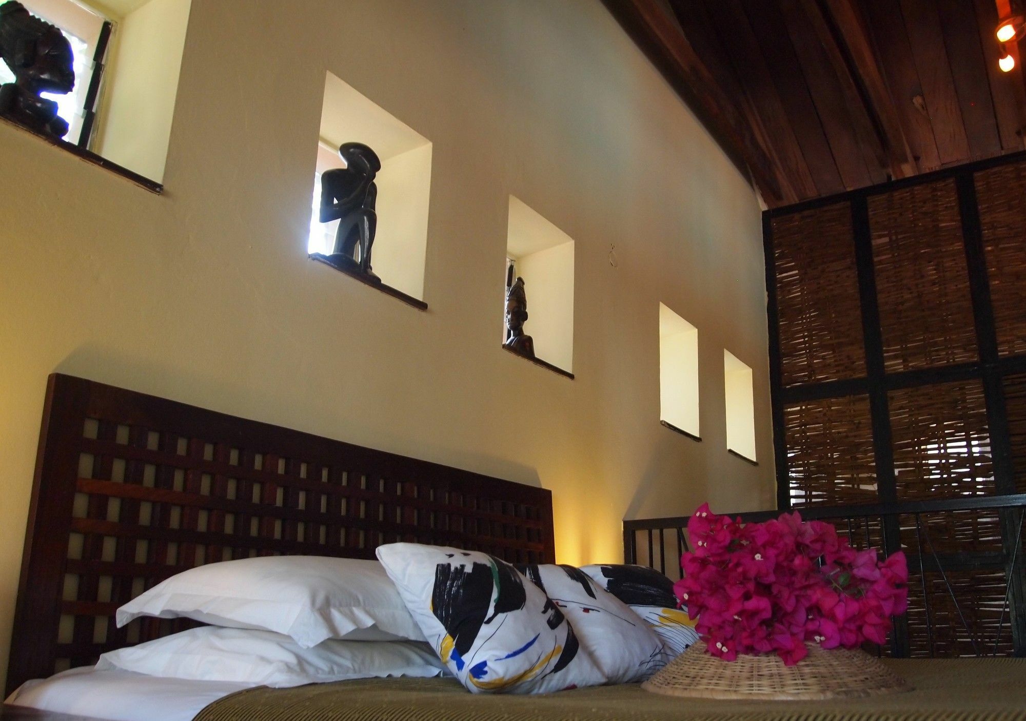 מלון Brufut Hibiscus House Gambia מראה חיצוני תמונה